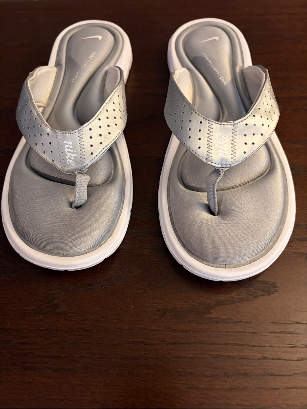 Nike Silver and White Women's Cushioned Thong Sandals